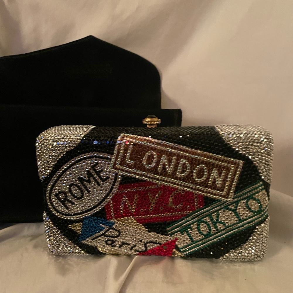 Swarovski Crystal Handbag.  “Steamer Travel Trunk”